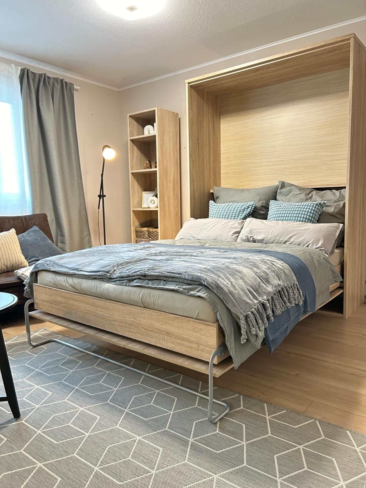 Zentrale Lage - Ideal Fuer Arbeit & Erholung Apartment *